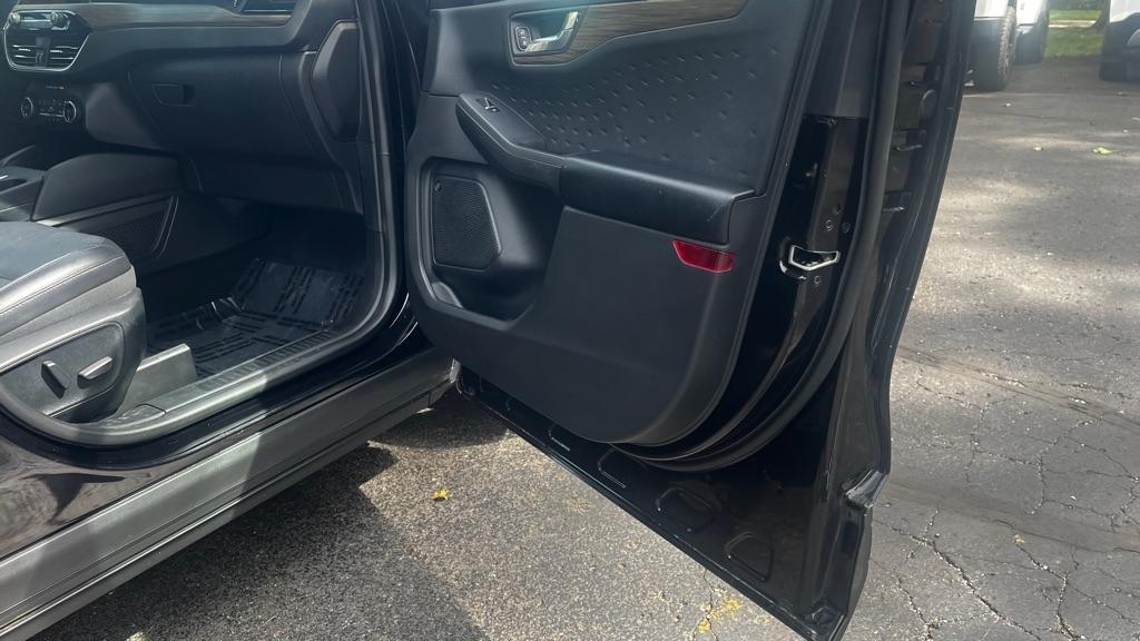 Ford Escape Titanium 4WD 2020