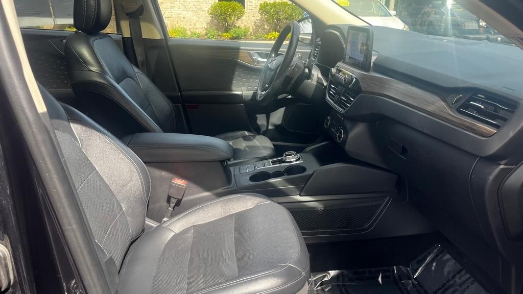 Ford Escape Titanium 4WD 2020