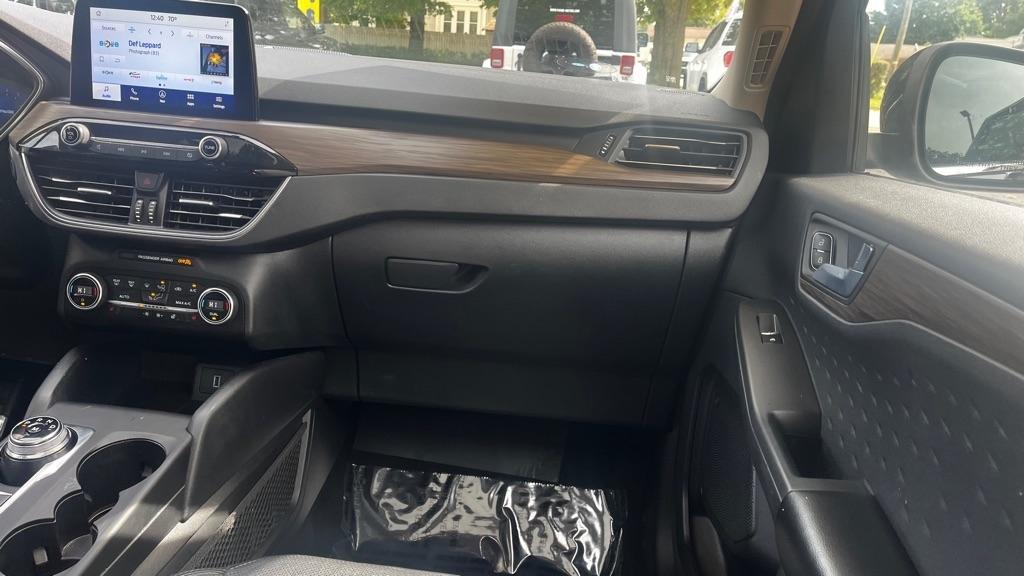 Ford Escape Titanium 4WD 2020