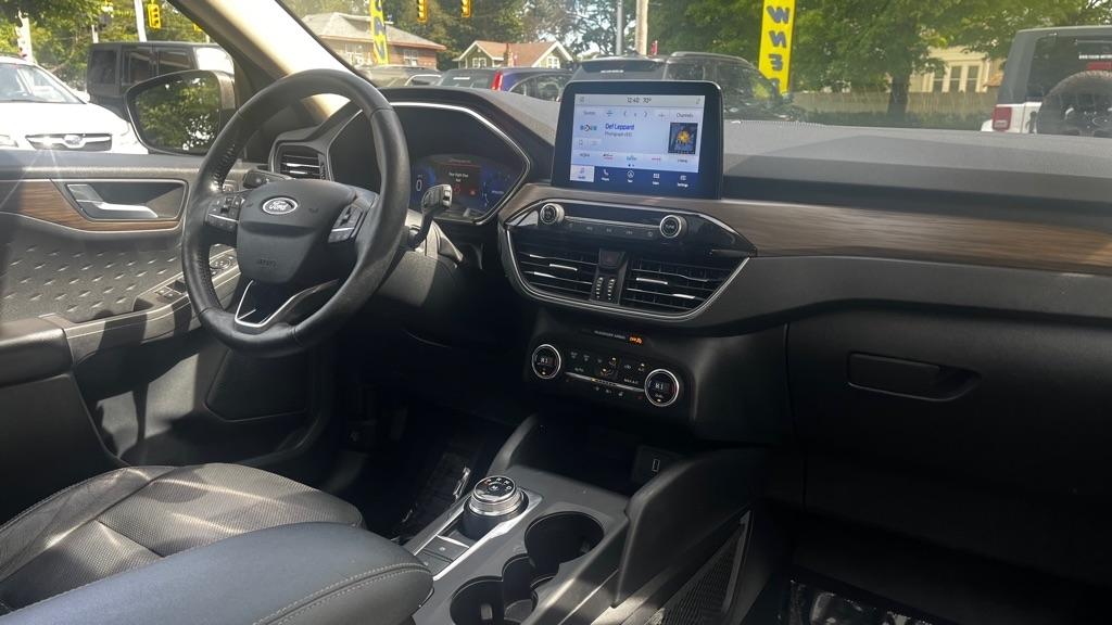 Ford Escape Titanium 4WD 2020