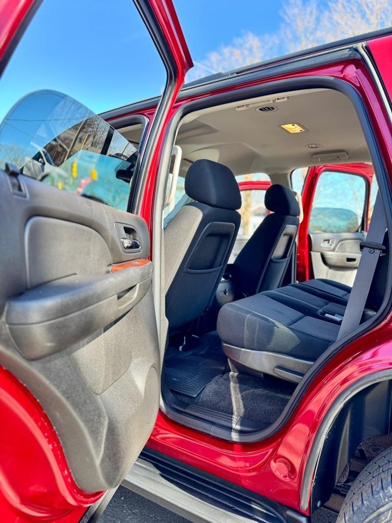 Chevrolet Tahoe LS 4WD 2012