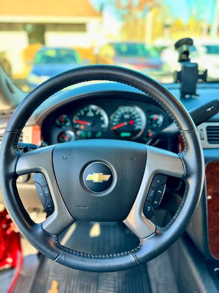 Chevrolet Tahoe LS 4WD 2012