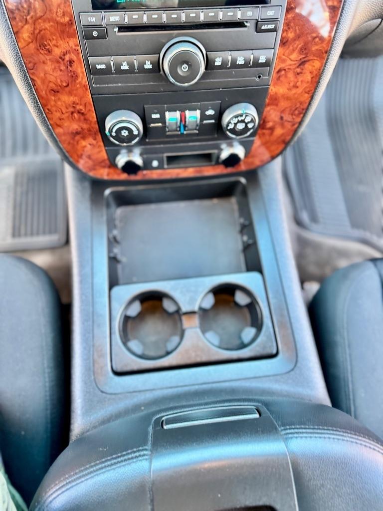 Chevrolet Tahoe LS 4WD 2012