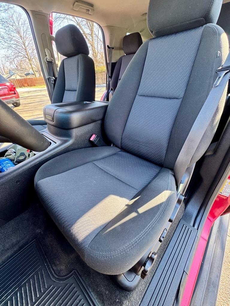 Chevrolet Tahoe LS 4WD 2012