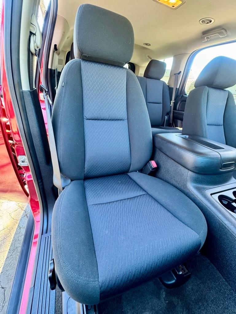 Chevrolet Tahoe LS 4WD 2012