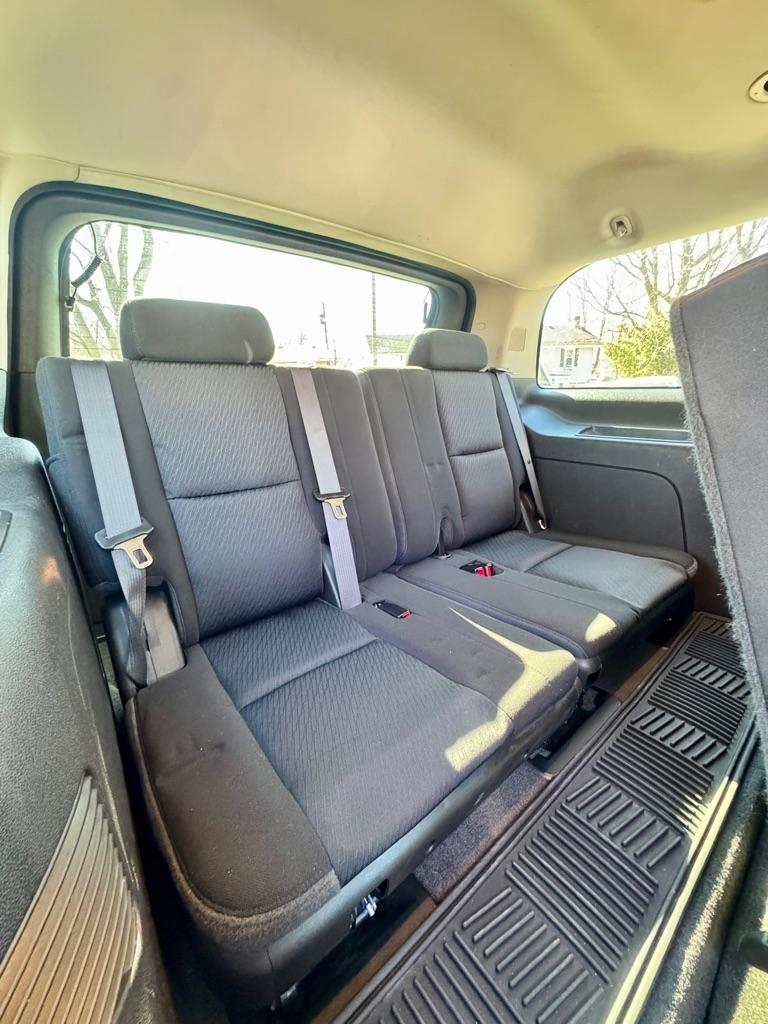 Chevrolet Tahoe LS 4WD 2012