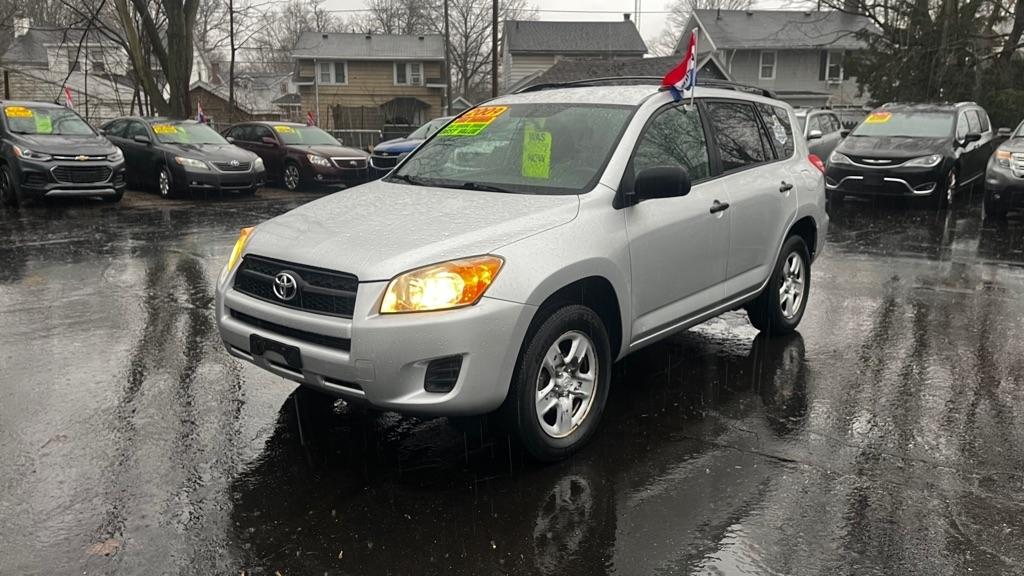 2009 Toyota RAV4 Base I4 4WD