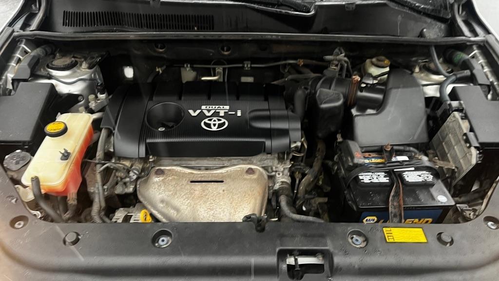 Toyota RAV4 Base I4 4WD 2009