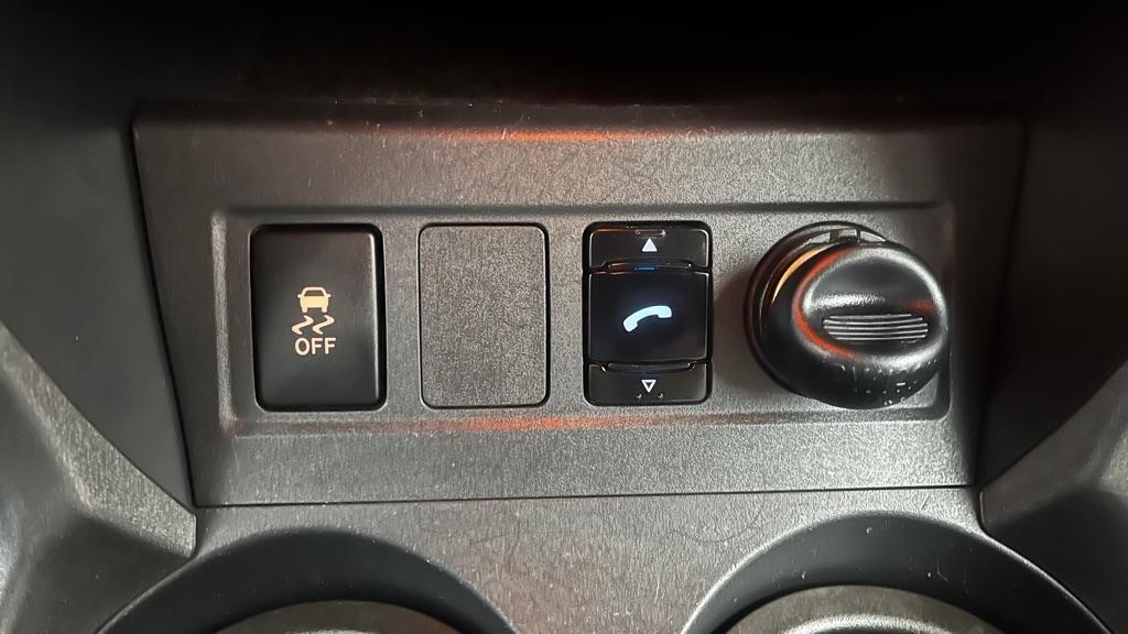 Toyota RAV4 Base I4 4WD 2009