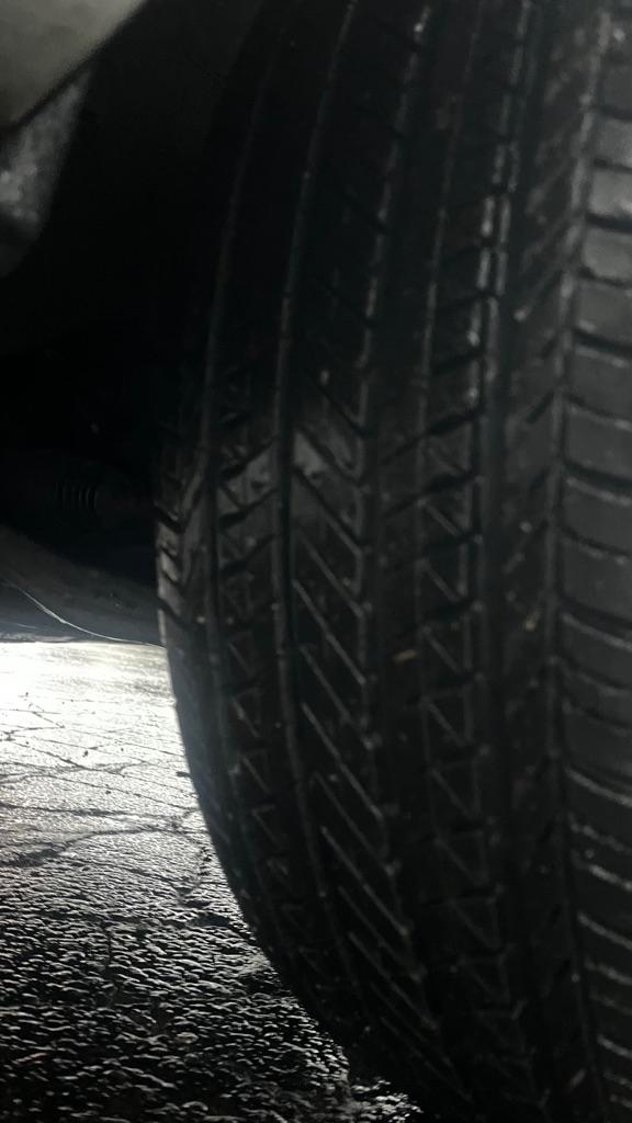 Toyota RAV4 Base I4 4WD 2009