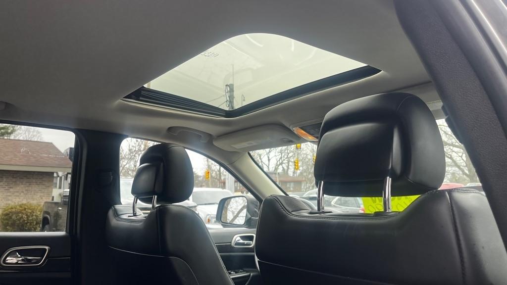 Jeep Grand Cherokee Laredo 4WD 2013