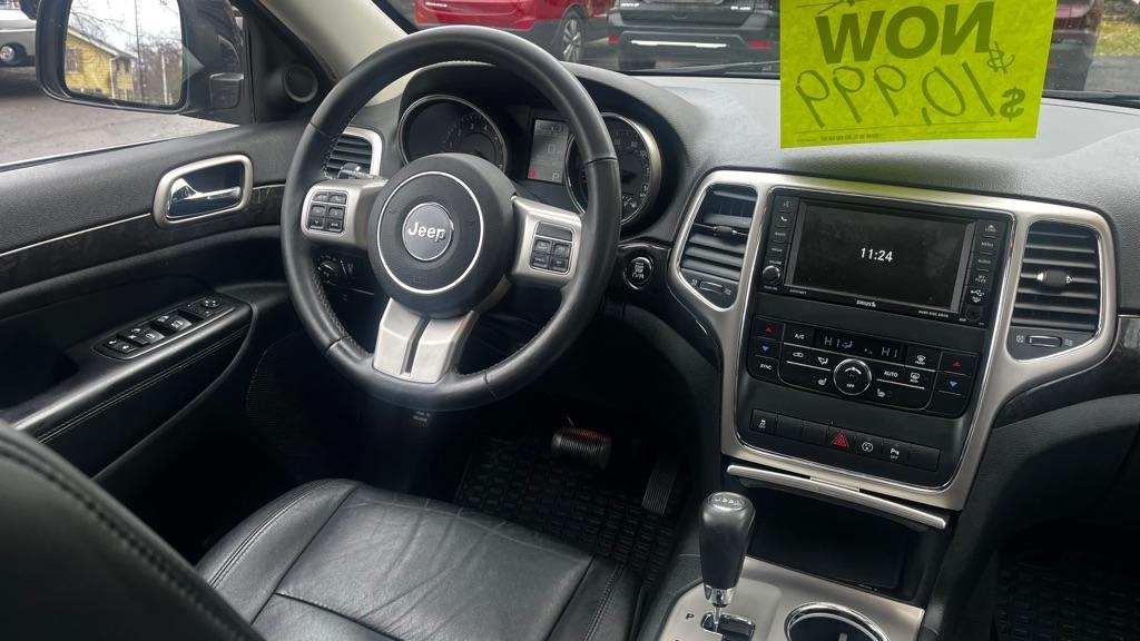 Jeep Grand Cherokee Laredo 4WD 2013