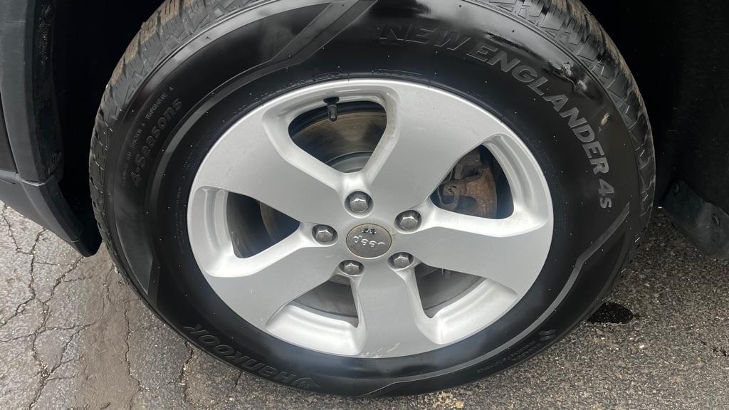 Jeep Grand Cherokee Laredo 4WD 2013