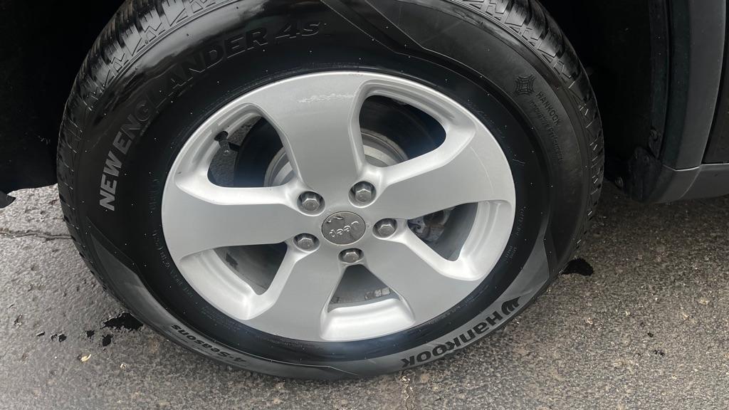 Jeep Grand Cherokee Laredo 4WD 2013