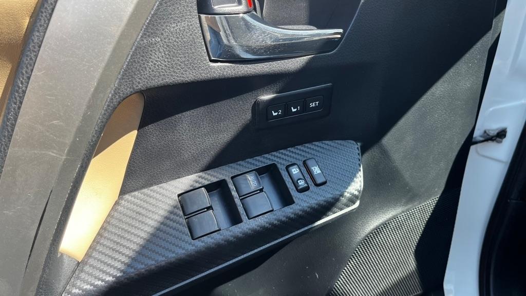 Toyota RAV4 Limited AWD 2014