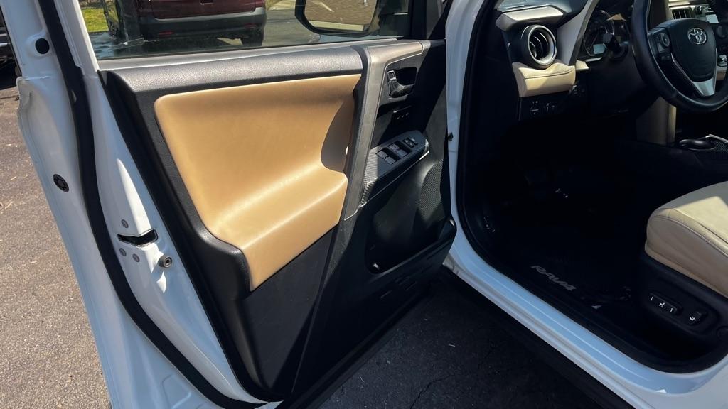 Toyota RAV4 Limited AWD 2014