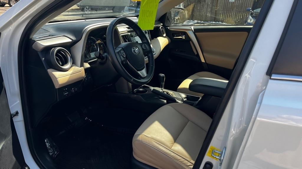 Toyota RAV4 Limited AWD 2014