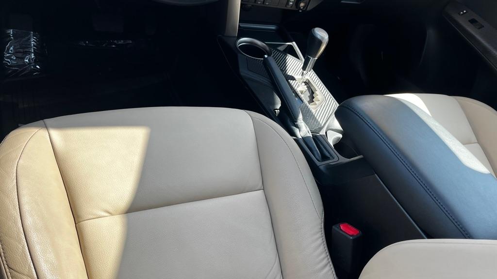 Toyota RAV4 Limited AWD 2014