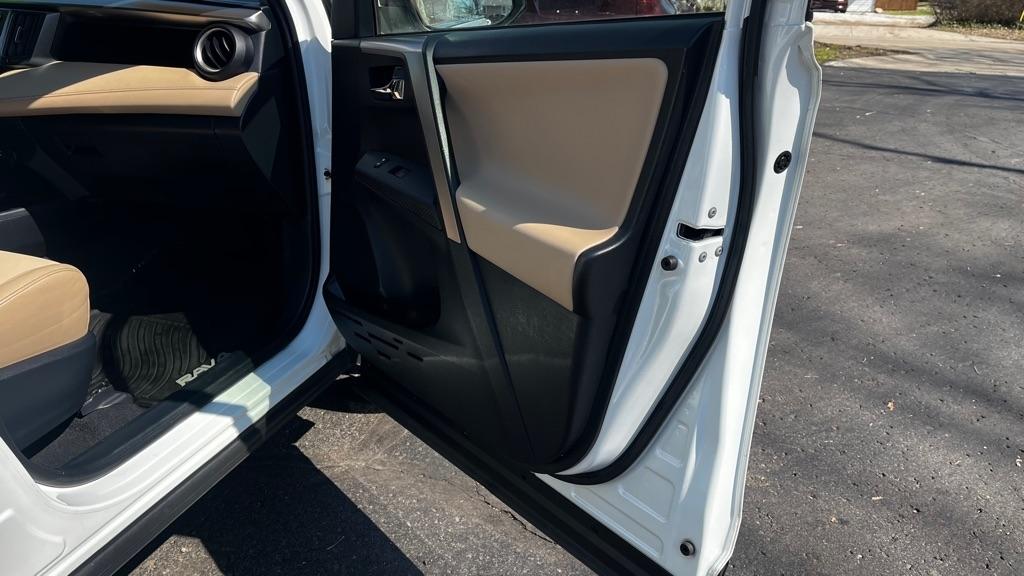 Toyota RAV4 Limited AWD 2014