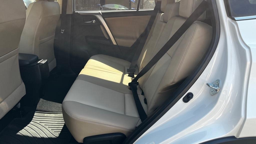 Toyota RAV4 Limited AWD 2014