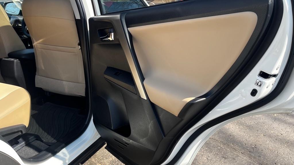 Toyota RAV4 Limited AWD 2014