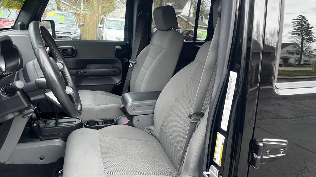 Jeep Wrangler Unlimited Sahara 4WD 2008