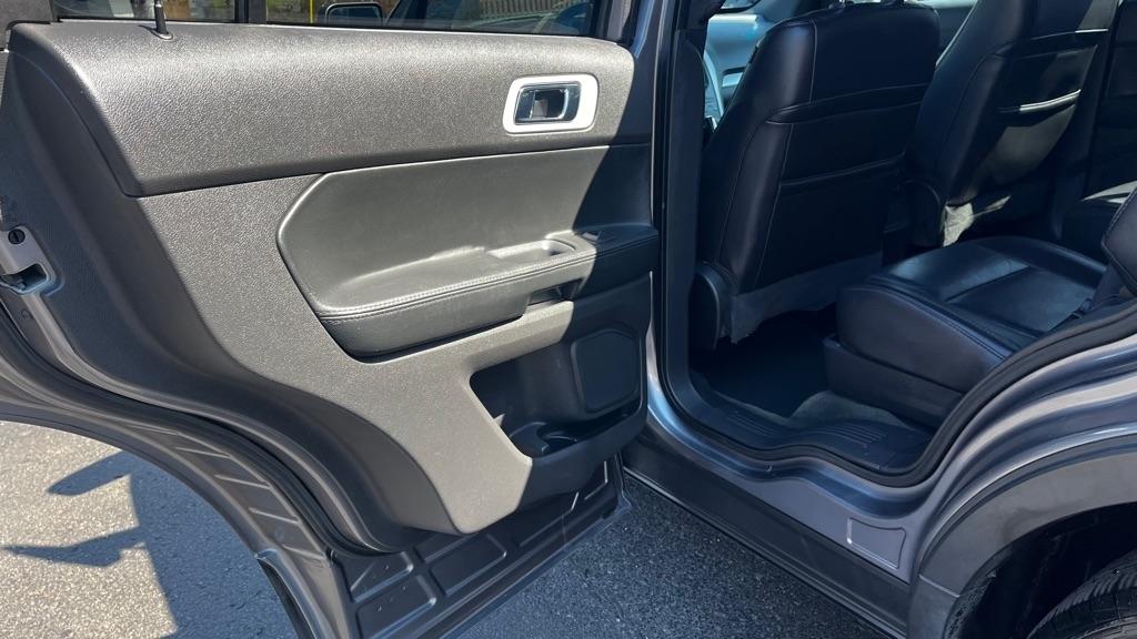 Ford Explorer XLT 4WD 2013