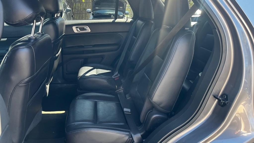 Ford Explorer XLT 4WD 2013