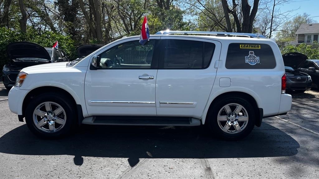 Nissan Armada Platinum 4WD 2011