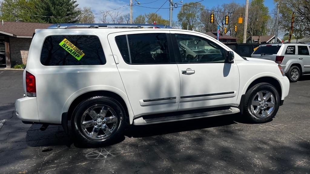Nissan Armada Platinum 4WD 2011