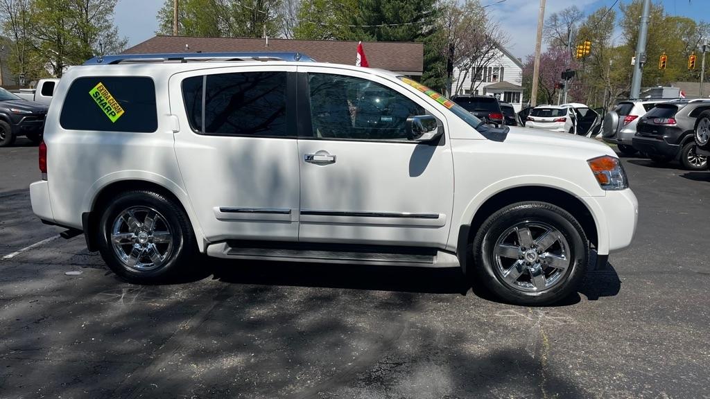 Nissan Armada Platinum 4WD 2011