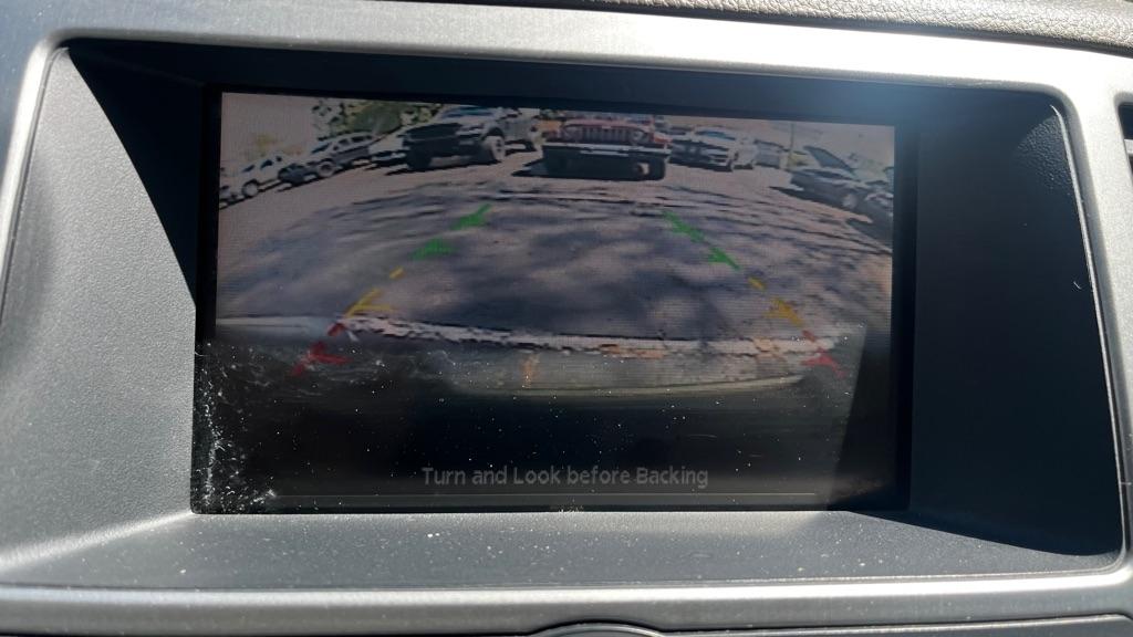 Nissan Armada Platinum 4WD 2011