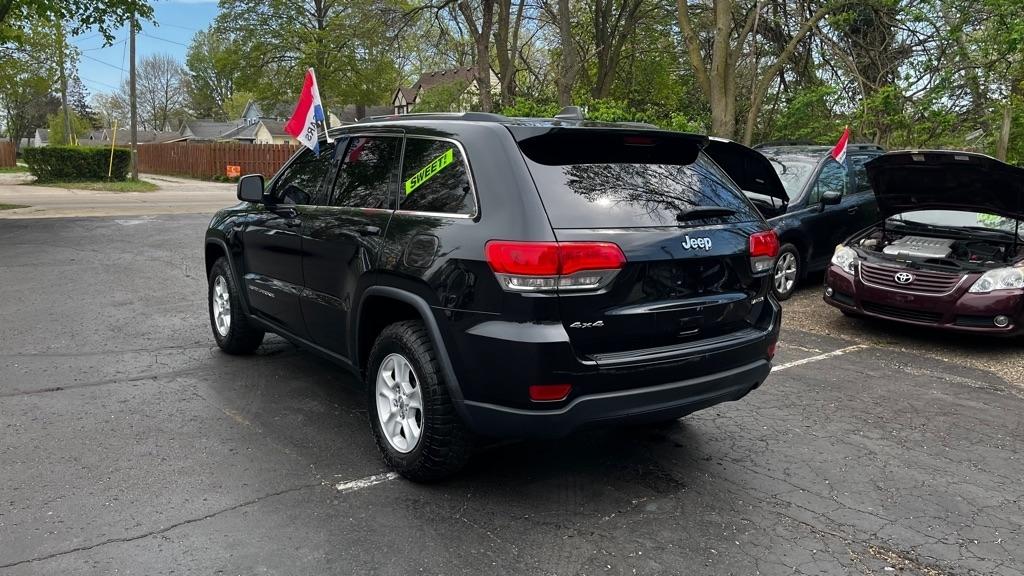 Jeep Grand Cherokee Laredo 4WD 2015