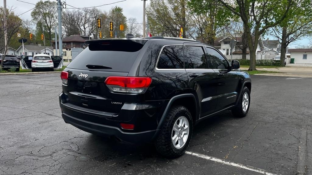 Jeep Grand Cherokee Laredo 4WD 2015