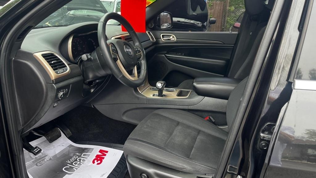 Jeep Grand Cherokee Laredo 4WD 2015