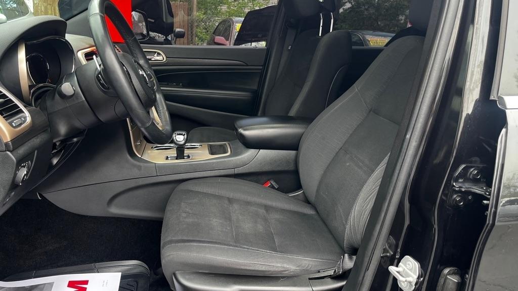 Jeep Grand Cherokee Laredo 4WD 2015