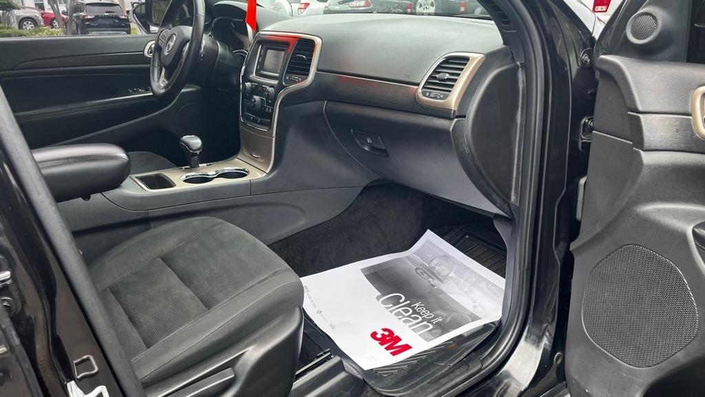 Jeep Grand Cherokee Laredo 4WD 2015