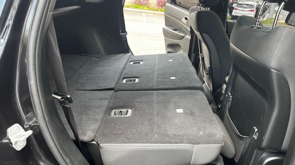 Jeep Grand Cherokee Laredo 4WD 2015