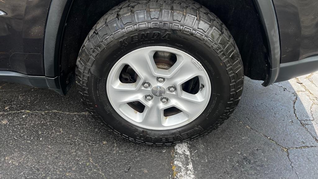 Jeep Grand Cherokee Laredo 4WD 2015