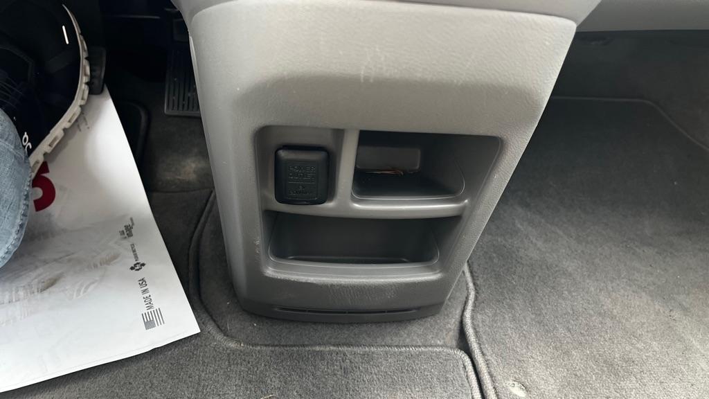 Honda CR-V LX 4WD 5-Speed AT 2011