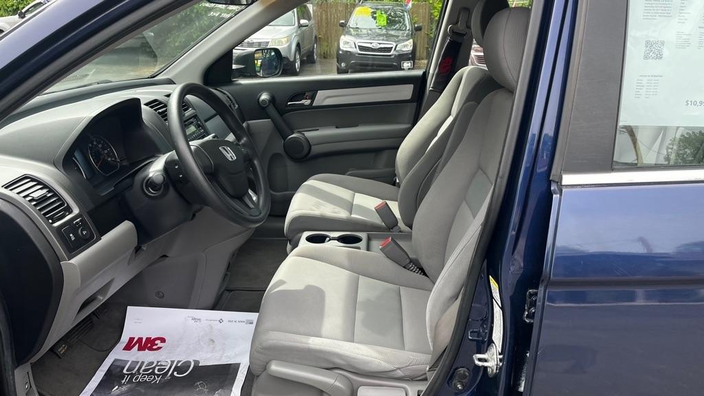 Honda CR-V LX 4WD 5-Speed AT 2011