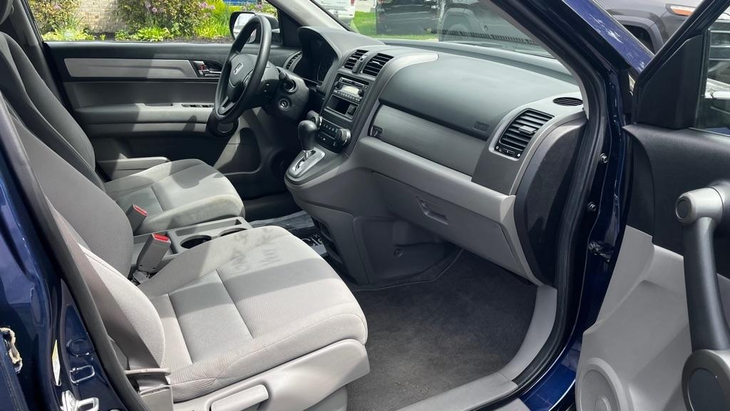 Honda CR-V LX 4WD 5-Speed AT 2011