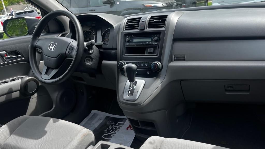 Honda CR-V LX 4WD 5-Speed AT 2011