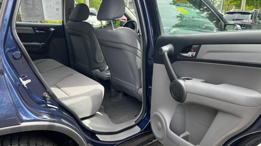 Honda CR-V LX 4WD 5-Speed AT 2011