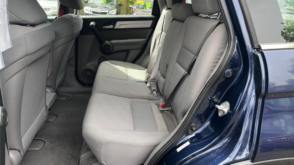 Honda CR-V LX 4WD 5-Speed AT 2011