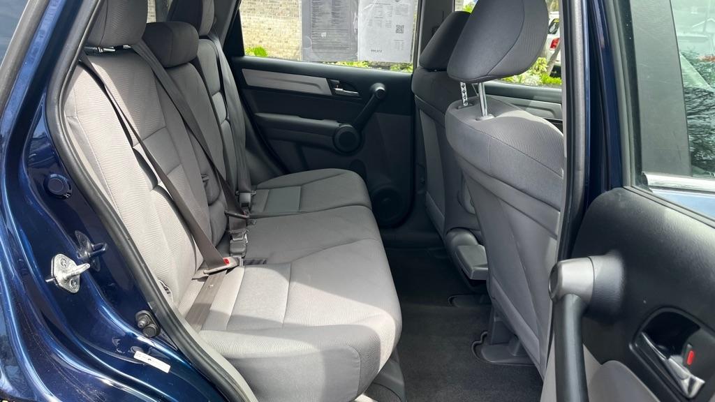 Honda CR-V LX 4WD 5-Speed AT 2011