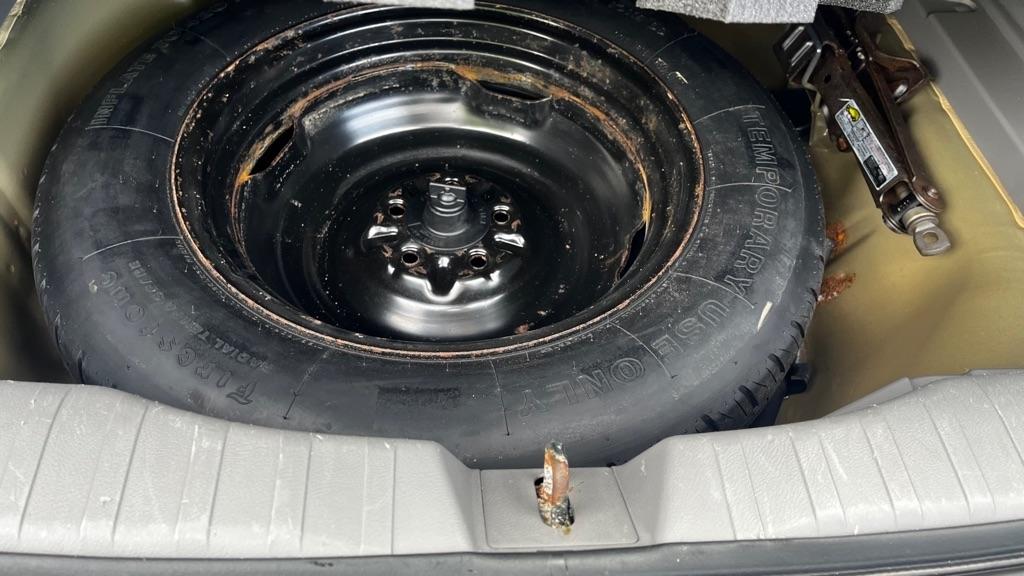 Honda CR-V LX 4WD 5-Speed AT 2011