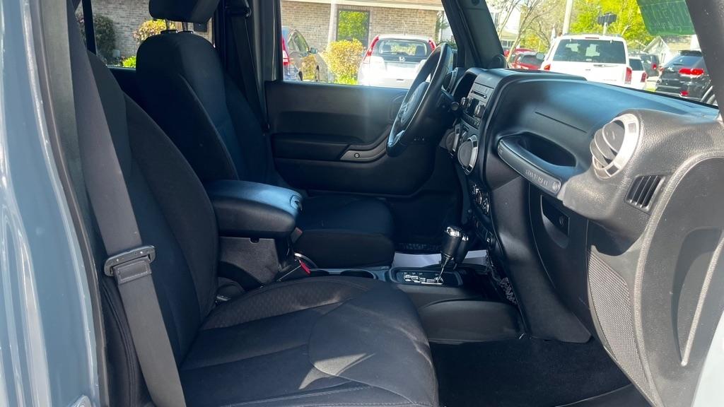 Jeep Wrangler Unlimited Sport 4WD 2014