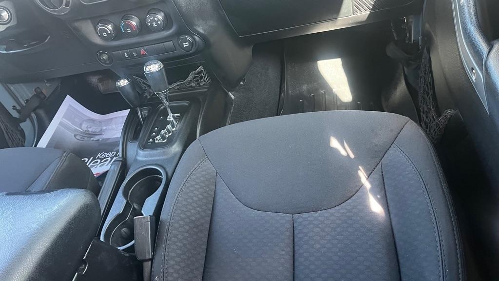 Jeep Wrangler Unlimited Sport 4WD 2014