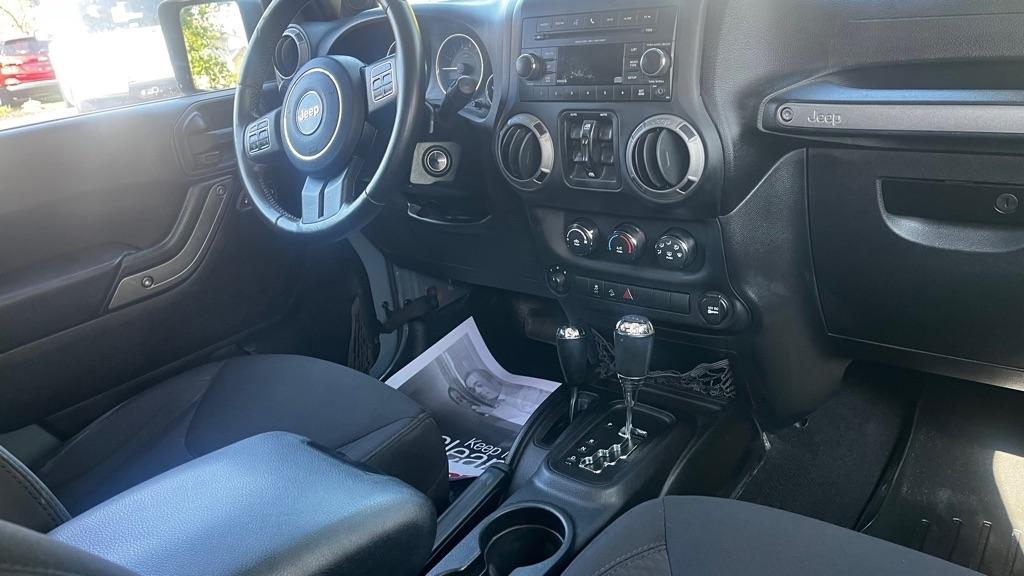 Jeep Wrangler Unlimited Sport 4WD 2014